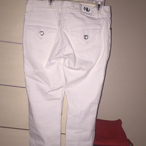 White Capris - Picture 2 of 2